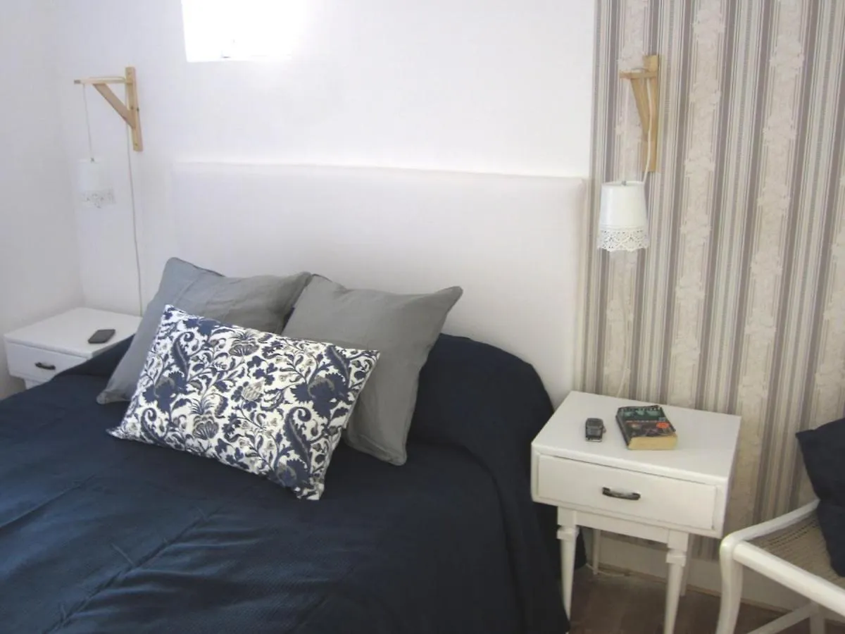 Lisbon Sant'Ana Restelo 1Br Terrace Apartment