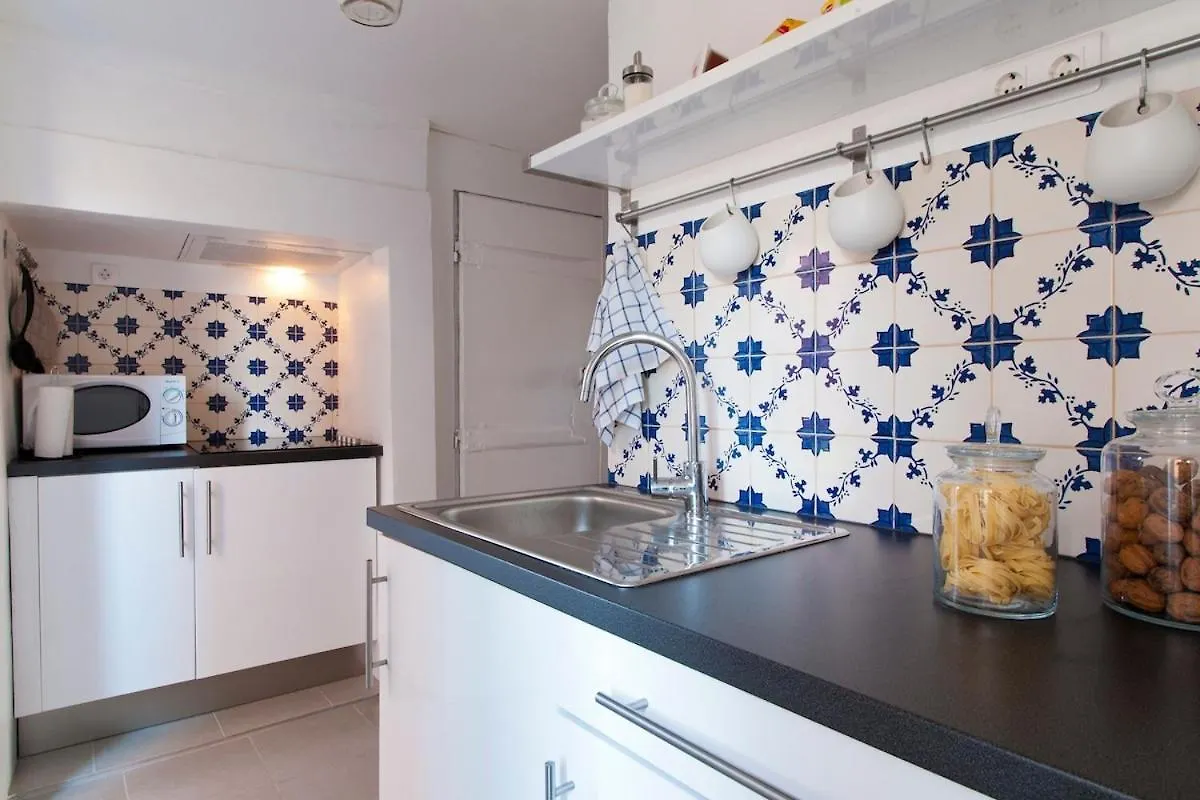 Lisbon Sant'Ana Restelo 1Br Terrace Apartment